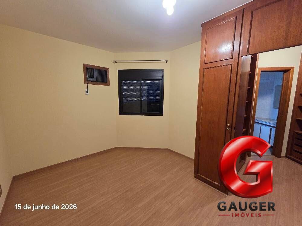 Apartamento, 3 quartos, 130 m² - Foto 21