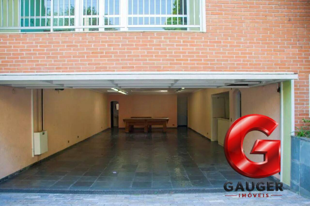 Casa, 4 quartos, 412 m² - Foto 1
