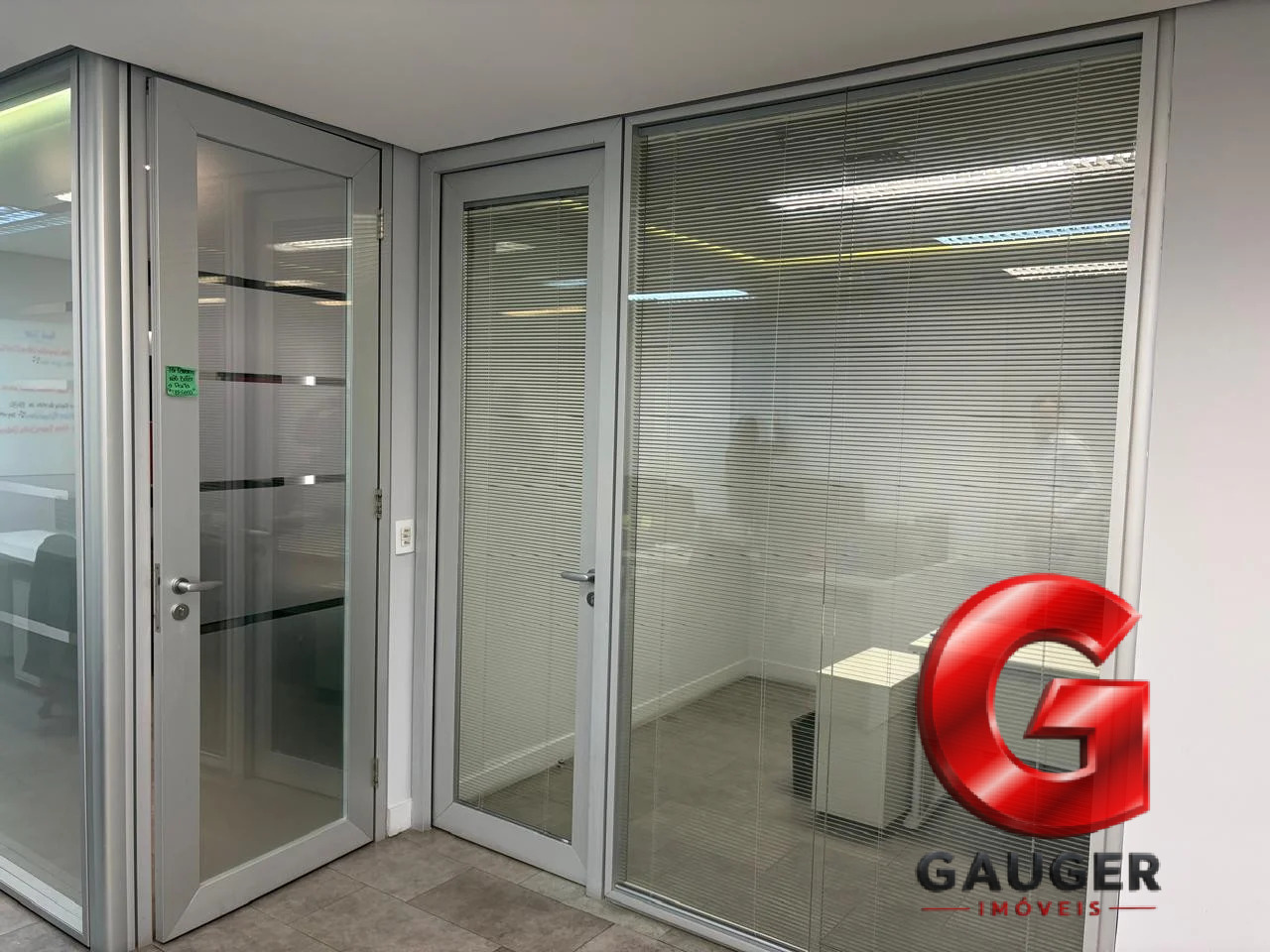 Loja-Salão, 198 m² - Foto 1