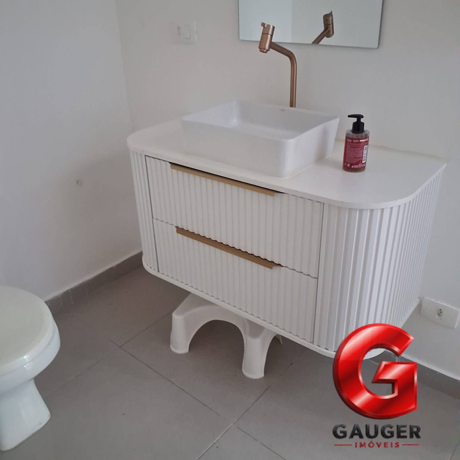Casa, 6 quartos, 220 m² - Foto 22