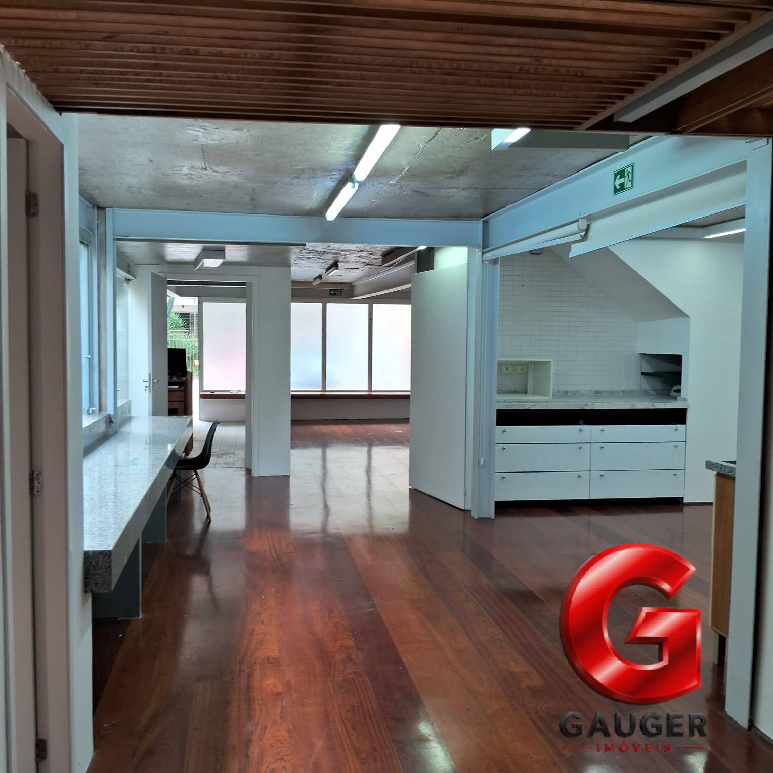 Casa, 6 quartos, 220 m² - Foto 26