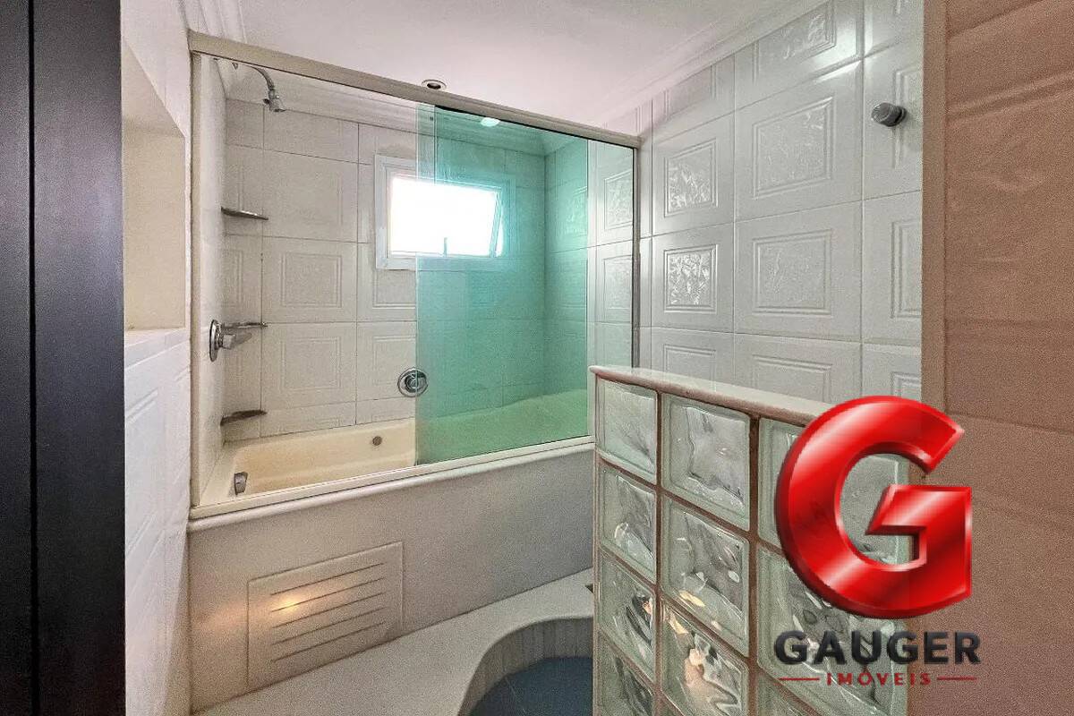 Apartamento, 3 quartos, 126 m² - Foto 2