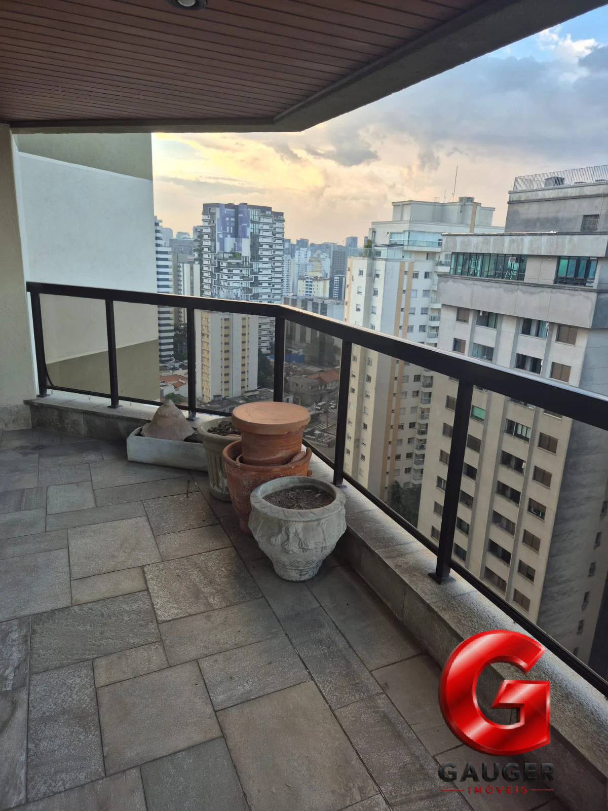 Apartamento, 3 quartos, 148 m² - Foto 2