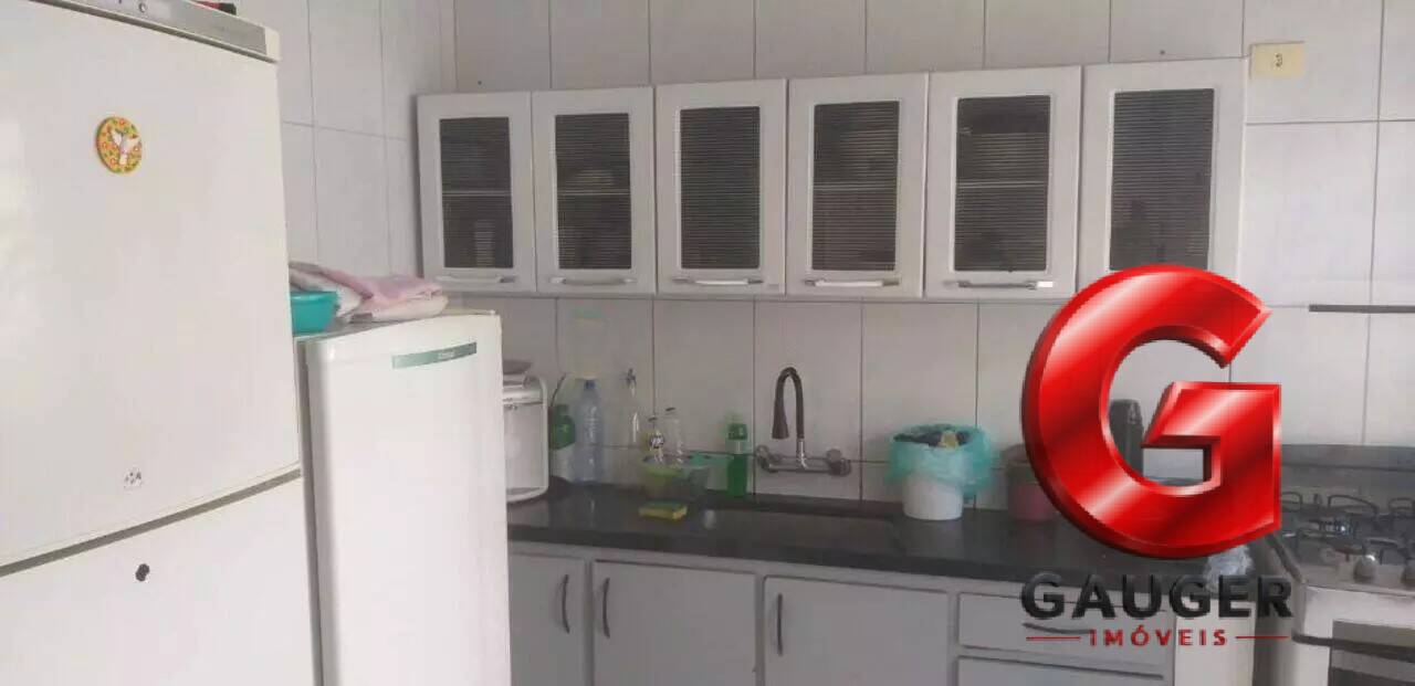 Casa, 3 quartos, 170 m² - Foto 9